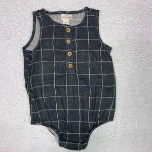 Nwot cat & jack dark grey window pane sunsuit bubble romper sleeveless 6/9m